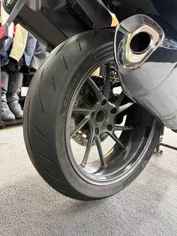 2017 BMW Motorrad Bmw 1200cc R 1200 RS (17-08) BLACK STORM METALLIC