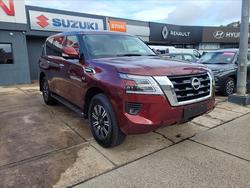 2025 NISSAN Y62 TI