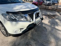 2015 NISSAN PATHFINDER ST (4x4)