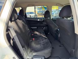 2015 NISSAN PATHFINDER ST (4x4)