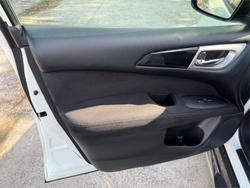 2015 NISSAN PATHFINDER ST (4x4)