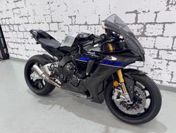2024 Yamaha YZF-R1M R1 Black