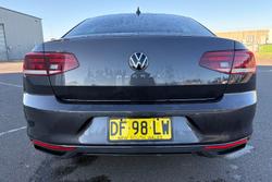2022 Volkswagen Passat 140TSI Business
