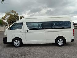 2011 Toyota Hiace Commuter