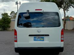 2011 Toyota Hiace Commuter