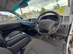 2011 Toyota Hiace Commuter