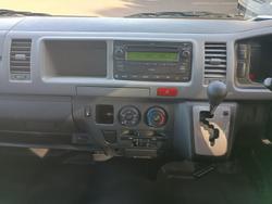 2008 Toyota Hiace Commuter