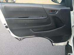 2008 Toyota Hiace Commuter