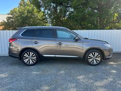 2020 Mitsubishi Outlander LS