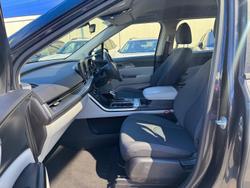 2023 Kia Carnival S
