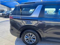 2023 Kia Carnival S
