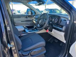 2023 Kia Carnival S