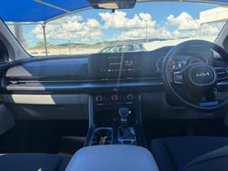 2023 Kia Carnival S