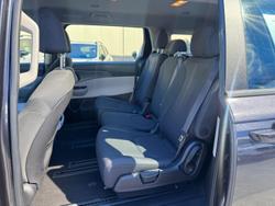 2023 Kia Carnival S