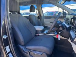 2023 Kia Carnival S