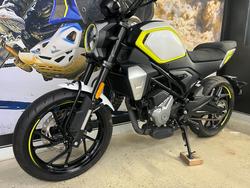 2023 CFMOTO 300 CL-X WHITE