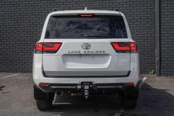 2023 Toyota Landcruiser VX