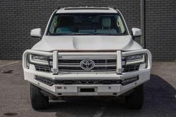 2023 Toyota Landcruiser VX