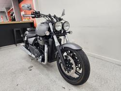 2012 Triumph THUNDERBIRD STORM grey