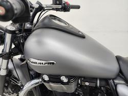 2012 Triumph THUNDERBIRD STORM grey