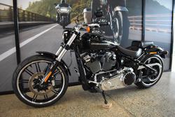 2018 HARLEY-DAVIDSON FXBR BREAKOUT