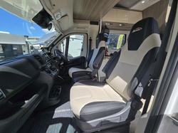 2023 AVAN OVATION M6 C CLASS