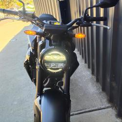 2024 Honda CB300R (CB300RA) CB300 Black