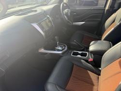 2020 Nissan Navara N-TREK
