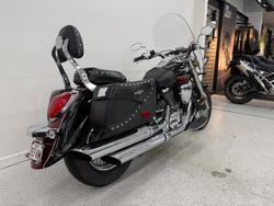 2014 Suzuki VL800T (BOULEVARD C50T) Black