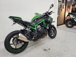 2022 Kawasaki Z H2 (ZR1000K) Green