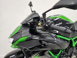 2022 Kawasaki Z H2 (ZR1000K) Green