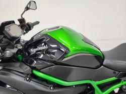 2022 Kawasaki Z H2 (ZR1000K) Green