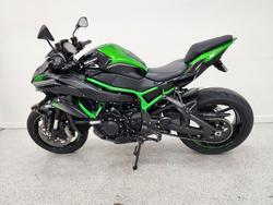 2022 Kawasaki Z H2 (ZR1000K) Green