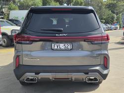 2025 LDV D90 Executive