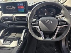 2025 LDV D90 Executive