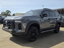 2025 LDV D90 Executive