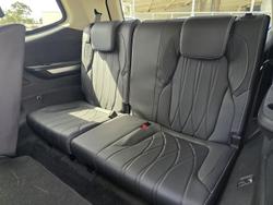 2025 LDV D90 Executive