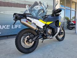 2022 HUSQVARNA NORDEN 901 Black