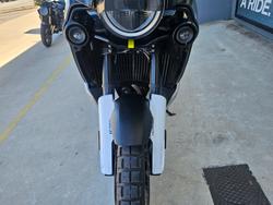 2022 HUSQVARNA NORDEN 901 Black