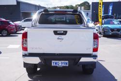 2017 Nissan Navara ST