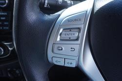 2017 Nissan Navara ST