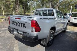 2025 Toyota Hilux SR 48V GUN126R 4X4 Dual Range Stunning Silver