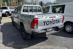 2025 Toyota Hilux SR 48V GUN126R 4X4 Dual Range Stunning Silver