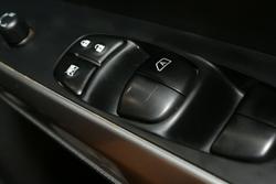 2021 Nissan Navara SL