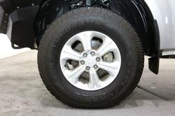 2021 Nissan Navara SL