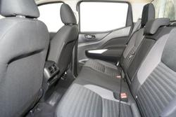 2021 Nissan Navara SL