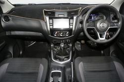 2021 Nissan Navara SL