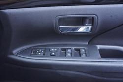 2020 Mitsubishi Outlander ES