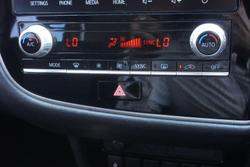 2020 Mitsubishi Outlander ES