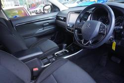 2020 Mitsubishi Outlander ES